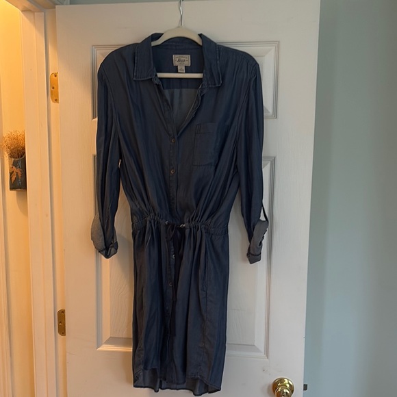G.H. Bass & Co. Dresses & Skirts - G.H. Bass & Co. Blue Dress with 3/4 Cuffed Sleeves and Notched Collar
